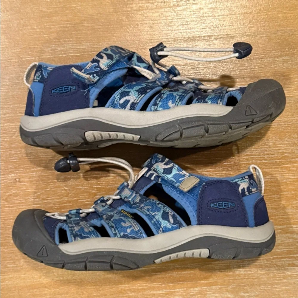 Keen Newport H2 Kids Water Shoes‎ Quick Dry Hook & Loop Camo/Bright Cobalt Sz 4